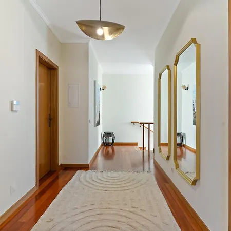 Elegant Sea View 4 Bedroom Pool, Bbq فيلة *