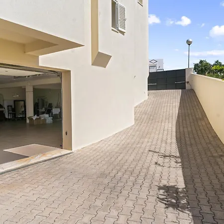 Elegant Sea View 4 Bedroom Pool, Bbq فيلة *